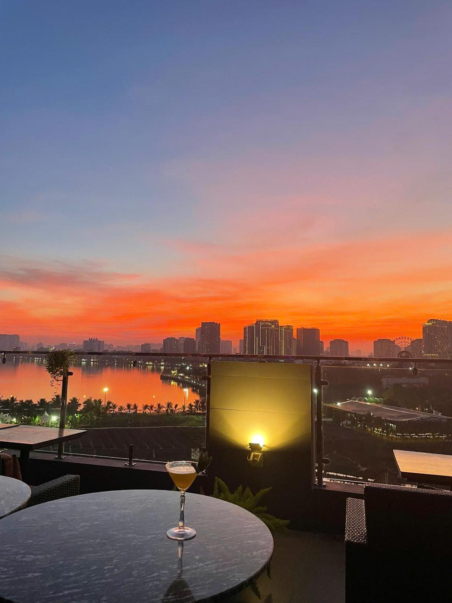 Love St - Hanoi Hotel Bagian luar foto
